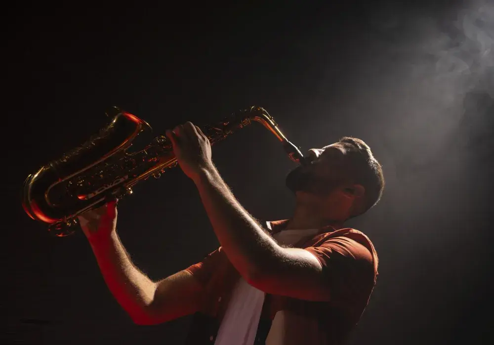 Sax Player